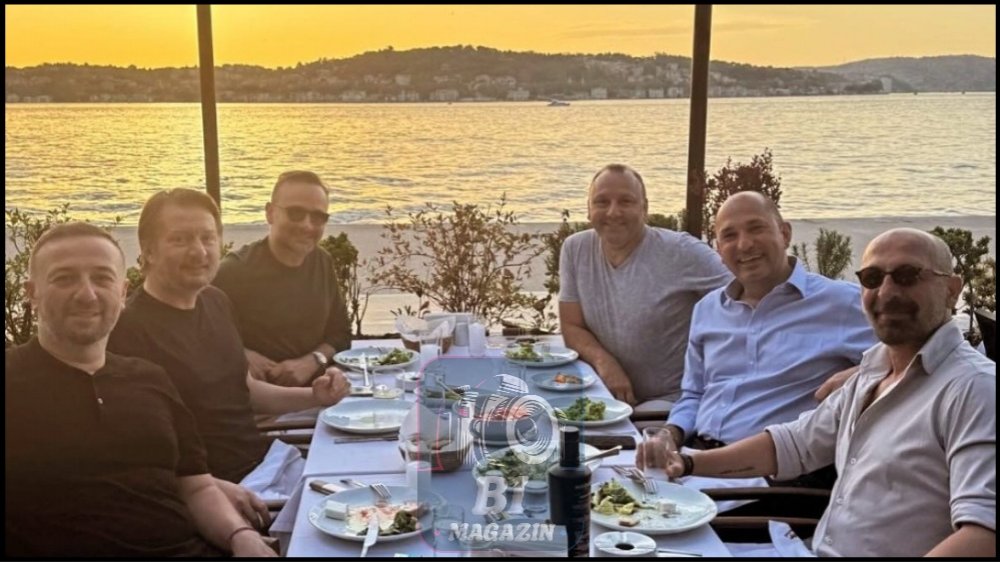 Dostların Keyifli Akşam Yemeği...