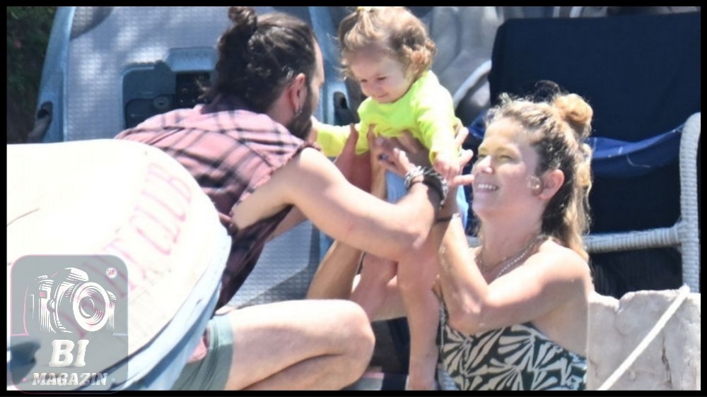 Burcu Biricik Kızı Luna'yla İlk Yaz Tatilinde...