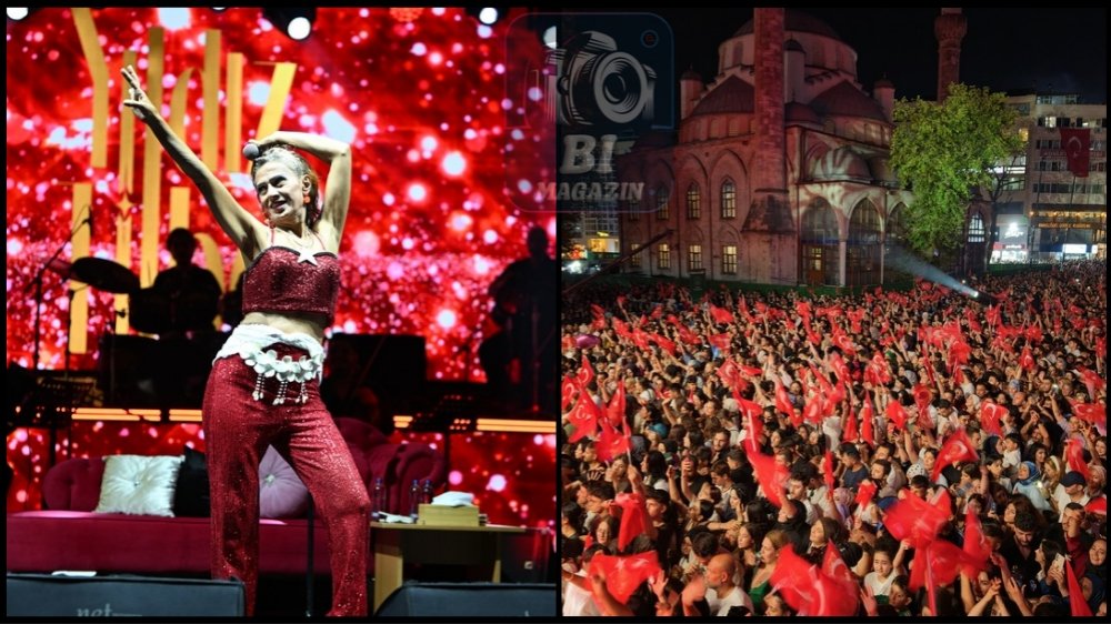 İstiklal Marşı’na 200 Bin Kişi Eşlik Etti...