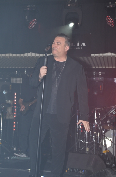 Yunanistan'ın En Ünlü Pop Yıldızı Antonis Remos İstanbul'da Unutulmaz Bir Gece Yaşattı...