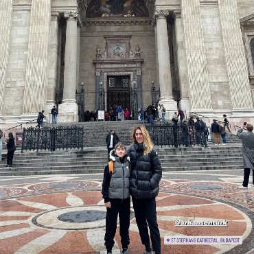 Anne Oğul Budapeşte'ye Tatile Gittiler...