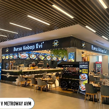 Bursa Kebap Evi, Lezzetini Pendik Marina Ve V Metroway AVM’ye Taşıdı...