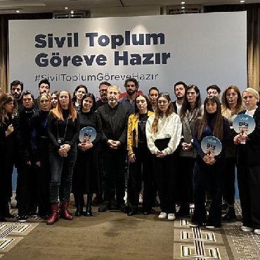 Sivil Toplum Çocuklar İçin Hazır...