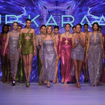 İzmir Fashion Week'ten Muhteşem Başlangıç...