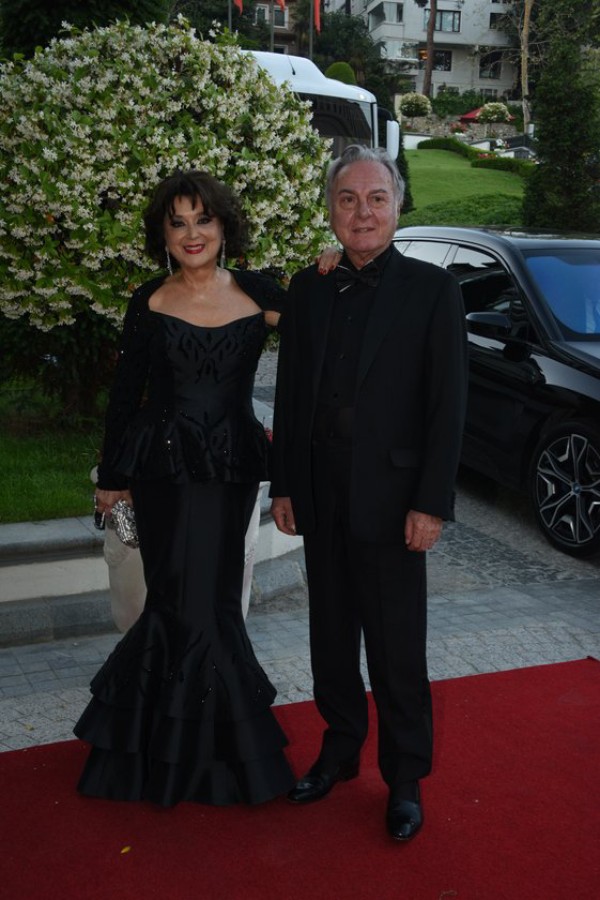 Onur Kıral Ve İrem Baltepe Evlendi...