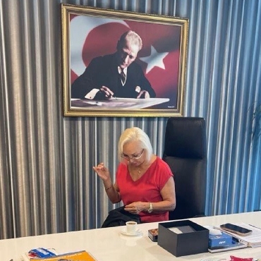 Nurten Öztürk Beğenileri Topladı...