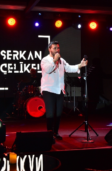 Serkan Çelikel Unutulmaz Bir Gece Yaşattı...