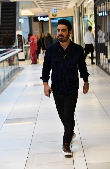 Turgay Saka, 'Ben Böyle Adalete' Şarkısının Başarısını Alışverişlerle Ödüllendirdi...