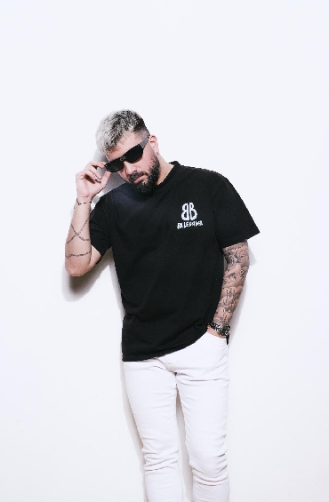Berk James'ten Yeni Şarkı: Dayan...