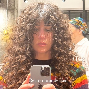 Ayşe Boyner'in Retro Tarzı...